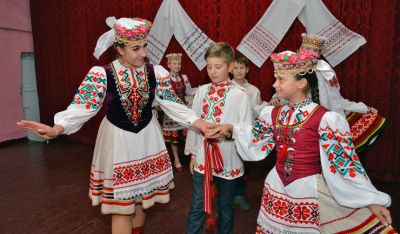Дарья Сманцер: «Микрофон, сцена, песни, музыка, зрители – этим я живу, этим дышу…»
