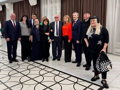 Песня на словы Барыса Макарэвіча стала гімнам адной з творчых навучальных устаноў