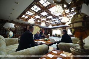 Лукашенко: Россия и Китай - это жизненно необходимые для существования Беларуси государства