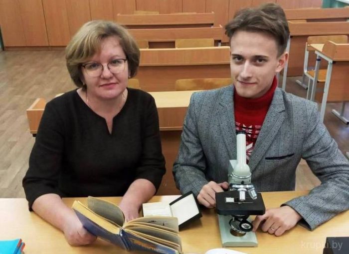 В Холопеничской средней школе 11-клас­сник получил дипломы I степени по биологии и III степени по химии