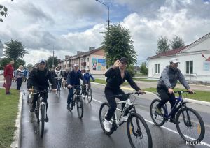 Более 60 крупчан приняло участие в IV районном велофестивале (фото)