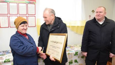 Докудовские животноводы – лучшие в области